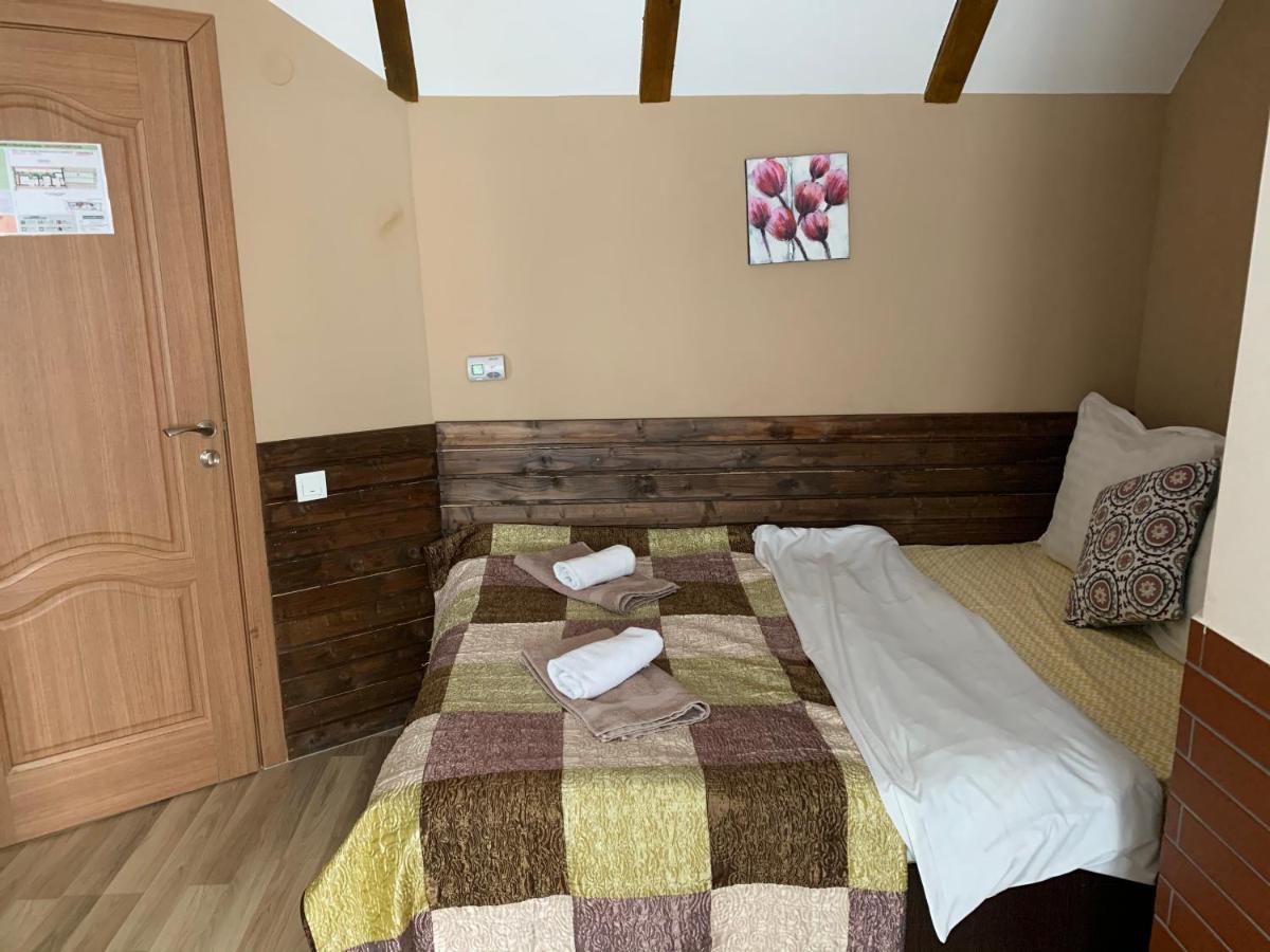 Pensiunea Haiduc Sacele Brasov Bagian luar foto